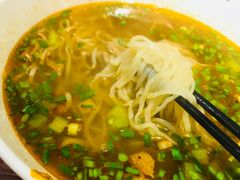 岐山臊子面-子午路张记肉夹馍(小寨西路店)