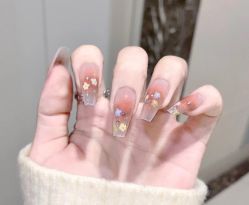 -兔猫ToMoreNails美甲美睫