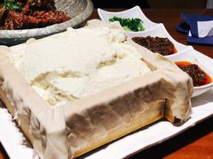 -95号酱骨·一块豆腐(展春园西路店)