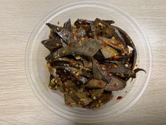 -清泉食杂店