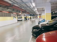 -经纬汇-停车场