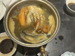 -半岛翡丽海鲜自助餐厅(观风亭店)