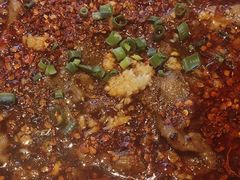 -有红鸡毛店·川菜(建设路店)