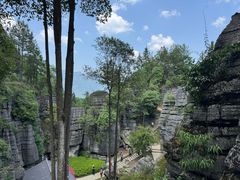 -梭布垭石林景区