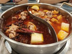 猪手鸳鸯锅-小街猪手(团结湖店)