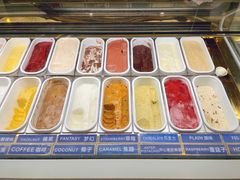自助取餐区-MADO冰淇淋咖啡馆(淘金店)