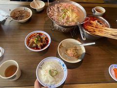 -肖四女乐山跷脚牛肉(南汇大学城生活广场店)