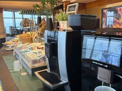 -古井假日酒店金桂冠旋转自助餐厅(长江东路店)