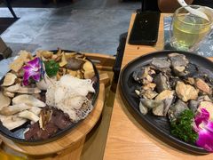 -一朵菌·野生菌探索家火锅(南亚店)