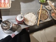 -围炉肉舍•炭烤活鳗•丹东海鲜烤肉(步行街店)