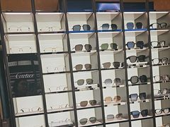 -LensCrafters亮视点(东方新天地店)