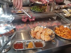 自助取餐区-马路牙子烧烤音乐酒馆(望京店)
