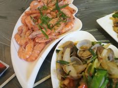 -覃记海鲜美食餐厅