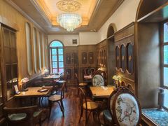 -秘密旅行Bonjour(黑金冠 江南西店)