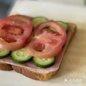 不要将食物放置在4-60摄氏度的环境下超过2个小时