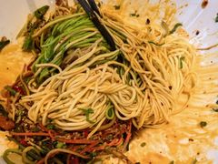 -有红鸡毛店·川菜(建设路店)