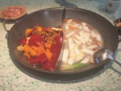 -鸿姐老火锅(疁城新天地店)