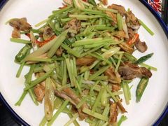 -臻吃客主题餐厅(人民路店)