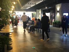 -CGV影城(滨江天街IMAX店)