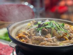 牛腩牛杂煲-沙胆彪炭炉牛杂煲(成都玉林店)
