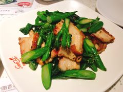 芥兰炒烧肉-新宝餐厅(流塘店)