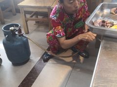 -屯老二农家铁锅炖·行业领军者(梅江店)