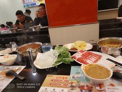 -呷哺呷哺(新世界百货望京店)