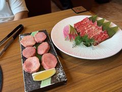 -炼火烤肉店