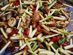 -邱金小炒·30 年盐帮江湖菜(自贡店)