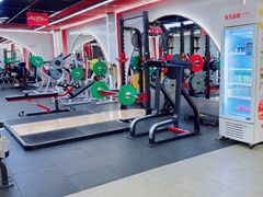 -英派斯健身旗舰店(海信国际中心馆)
