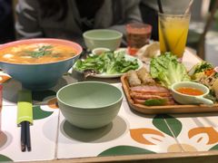 冬阴功海鲜粉-越弥越南传统美食馆
