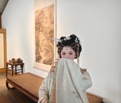 -梦回汉唐汉服旗袍体验馆(拙政园店)