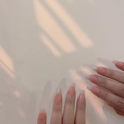 -Fanni美甲美睫皮肤管理