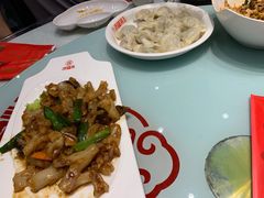 三鲜烧蹄筋-添福来墨鱼饺子 · 海鲜东北菜(大连星海·黄浦路店)