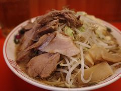 二郎系拉面-拉面莊夢語＆中华料理八椿