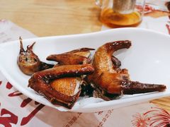 红烧乳鸽-赏点粤式点心(广州塔店)