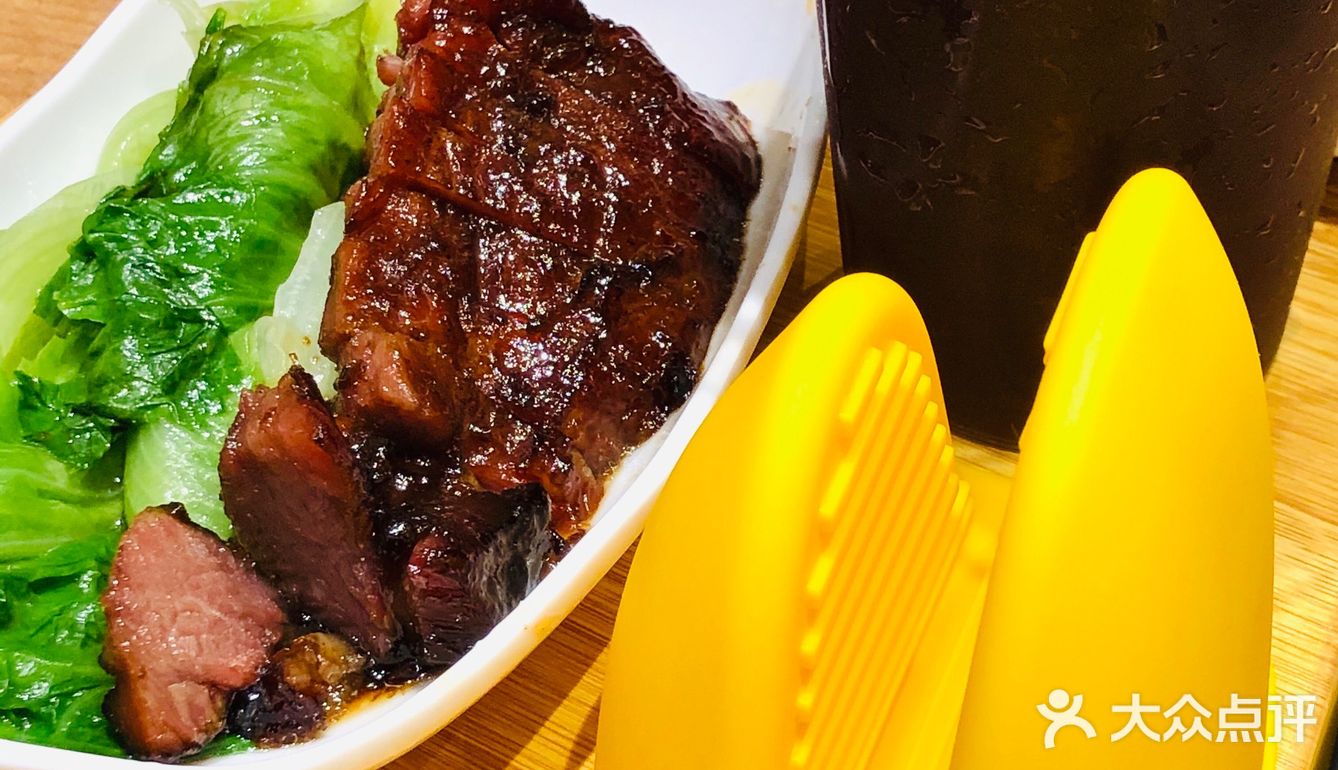 末了再来一杯解腻皇牌柠檬茶 我的好心情也在升华哈哈哈！