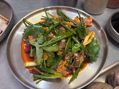 小葱拌毛钳-围炉肉舍丹东海鲜烤肉·烤活鳗(步行街店)