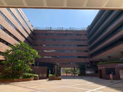 -香港理工大学