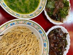 -金杨拉面王小吃面馆·牛三宝面·红烧牛肉粉