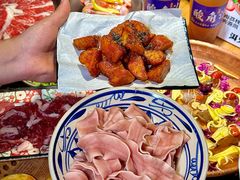 -洱火云南酸菜牛肉火锅(石景山当代商城店)