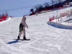 -蓟洲国际滑雪场