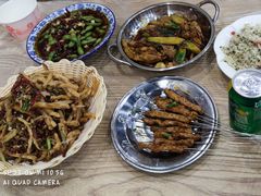 -江城燕子大排档(江汉路步行街店)