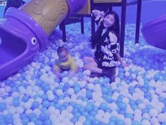 -重庆欢乐海底世界