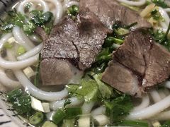 花溪牛肉粉-泉味道贵州厨房(三里河店)