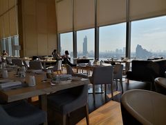 -阿瓦尼河滨曼谷酒店