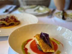 橄榄油慢煮海鲈鱼-Le Comptoir de Pierre Gagnaire