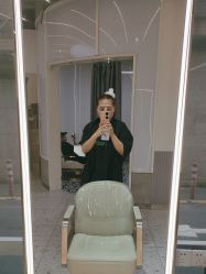 -PE SALON 