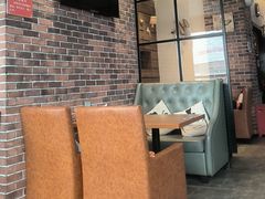 -豪客嘉族·麦尼顿西餐厅(乐福天下店)
