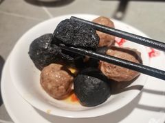 -金龙大四喜牛肉火锅